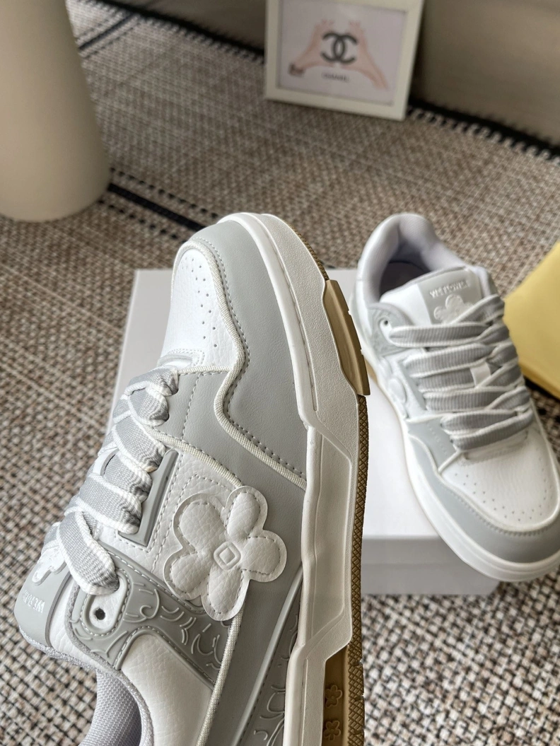 Efficient Othxr Sneakers 208029