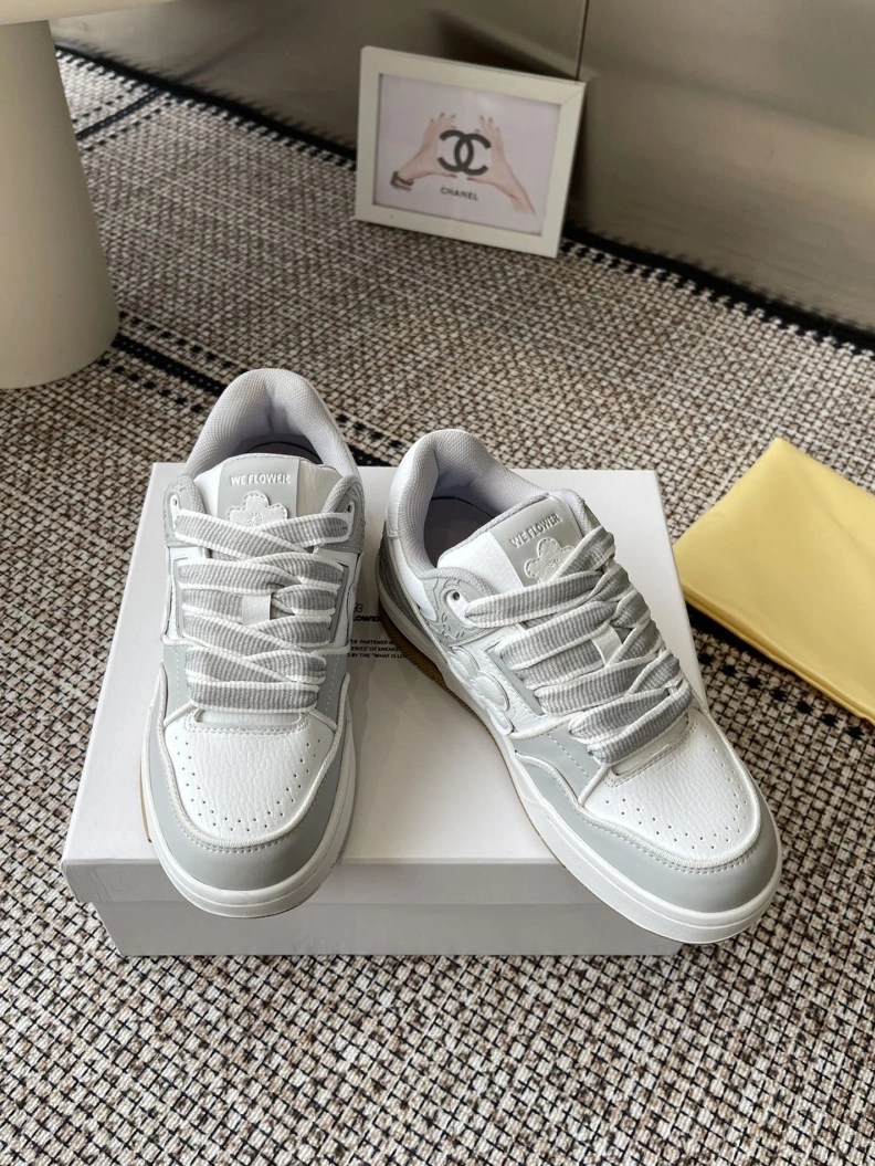 Efficient Othxr Sneakers 208029