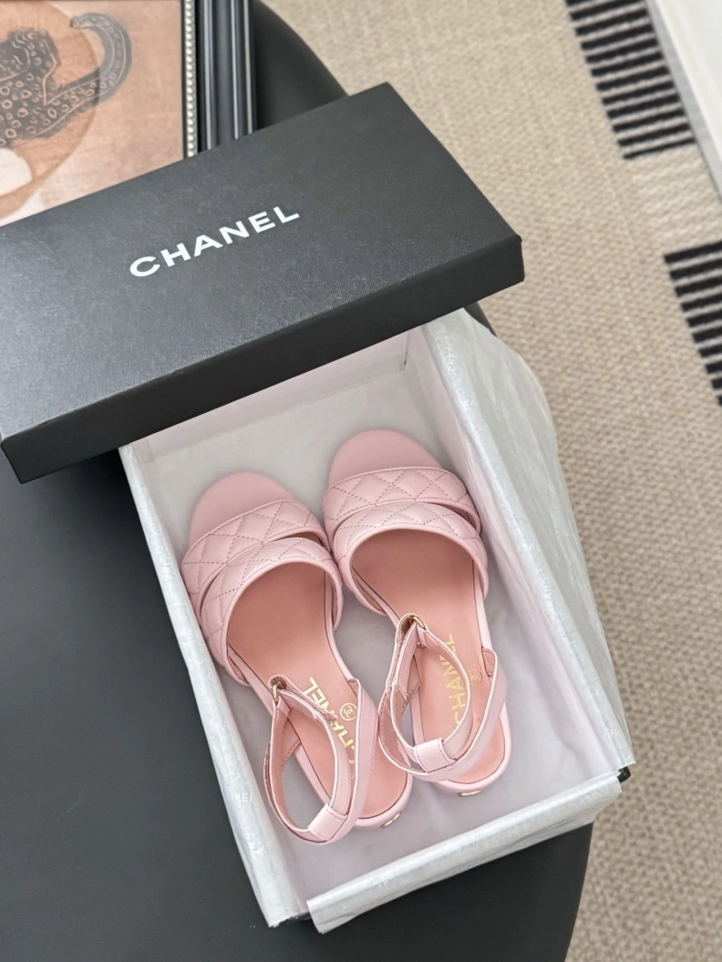 Unique Chxnxl Sandals 117397