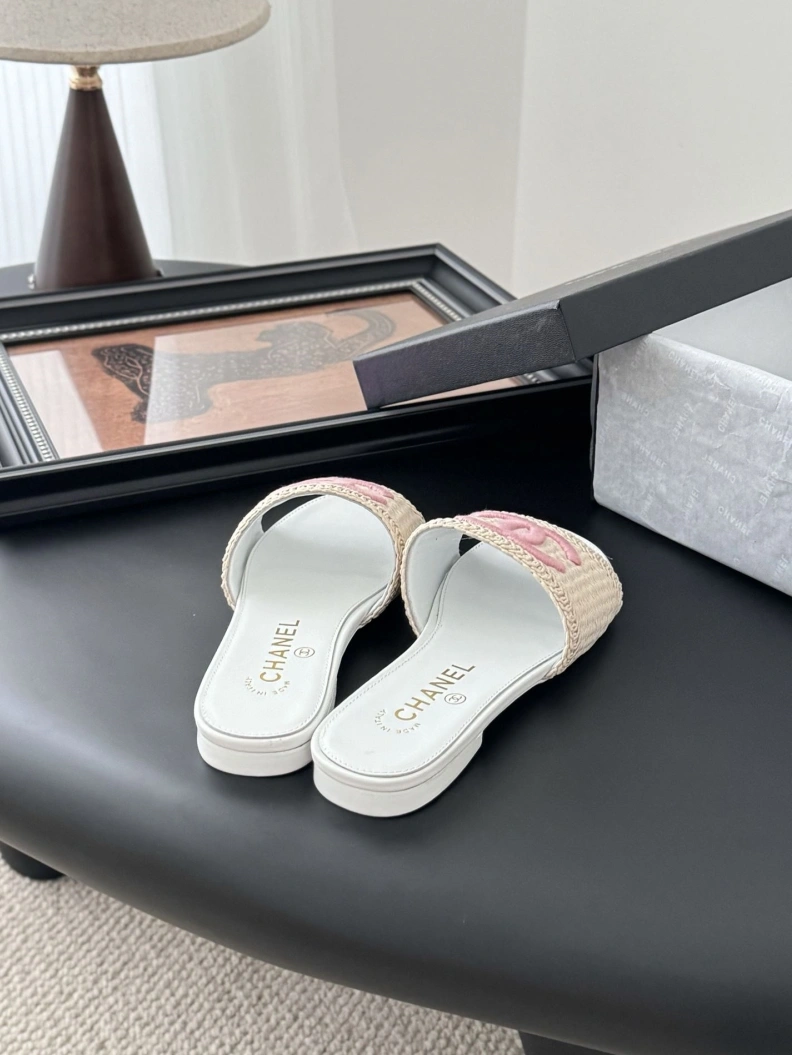 Chxnxl Slippers Sophisticated 117072