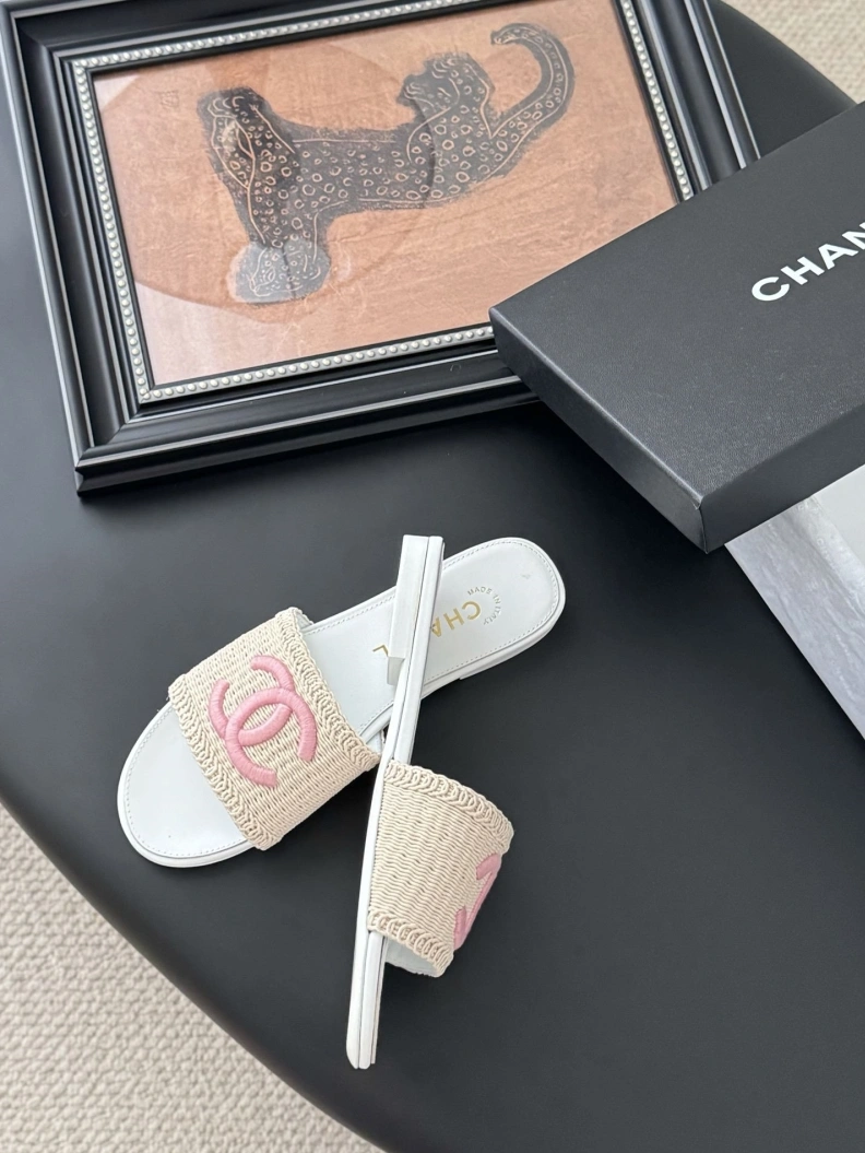 Chxnxl Slippers Sophisticated 117072
