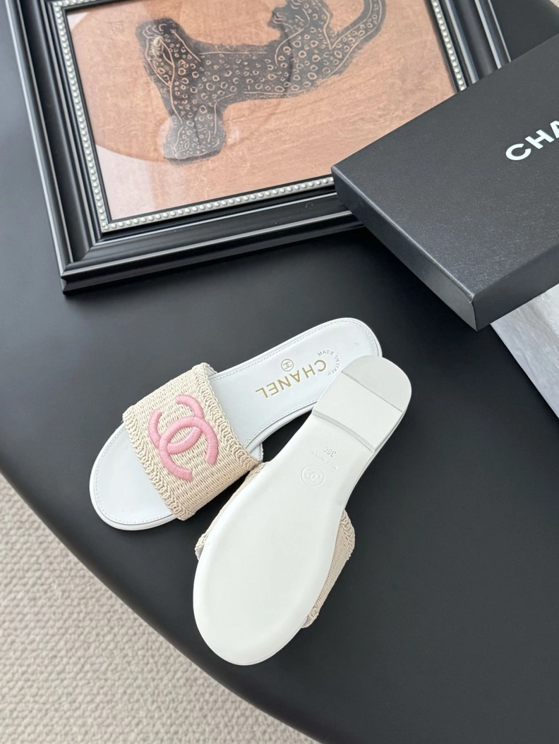 Chxnxl Slippers Sophisticated 117072