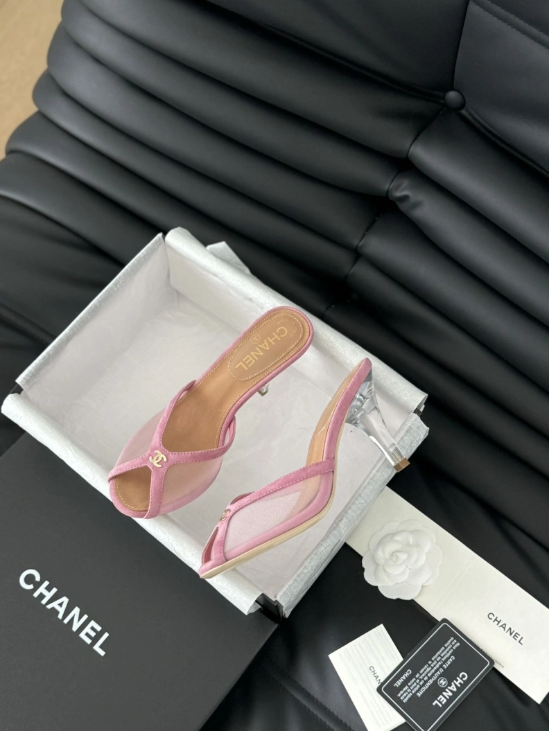 EyeCatching Chxnxl Sandals 117378