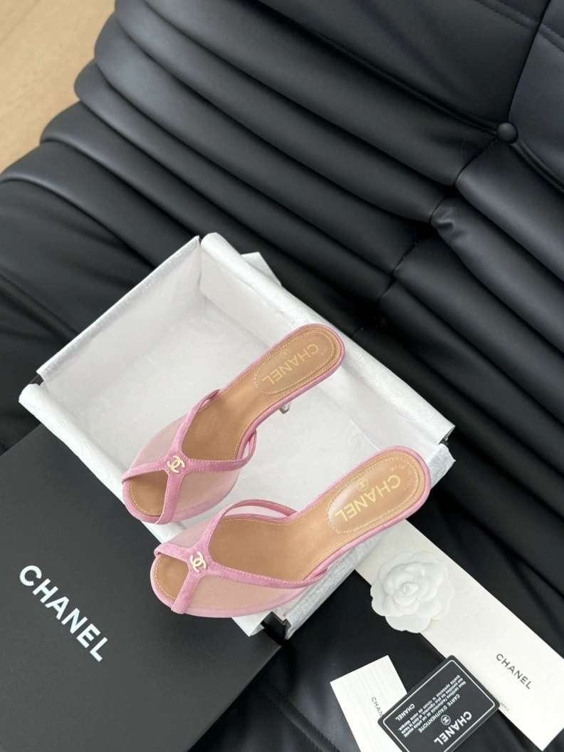 EyeCatching Chxnxl Sandals 117378