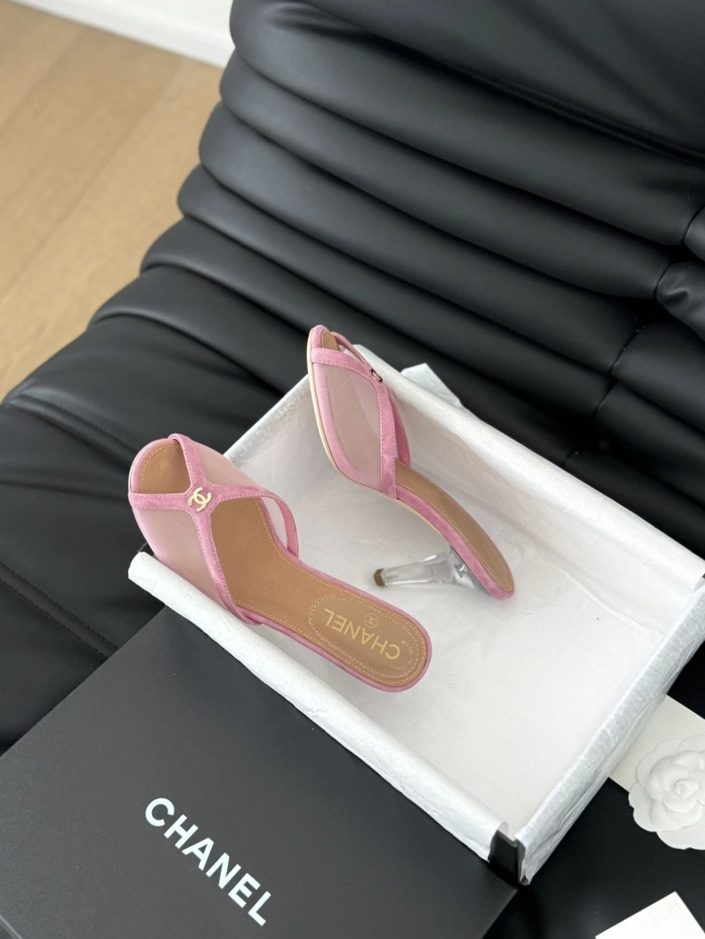 EyeCatching Chxnxl Sandals 117378