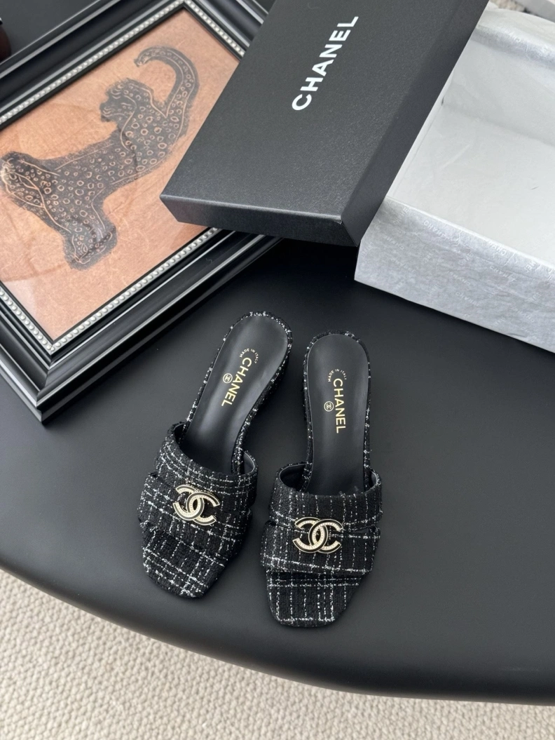 Comfortable Chxnxl Sandals 117373