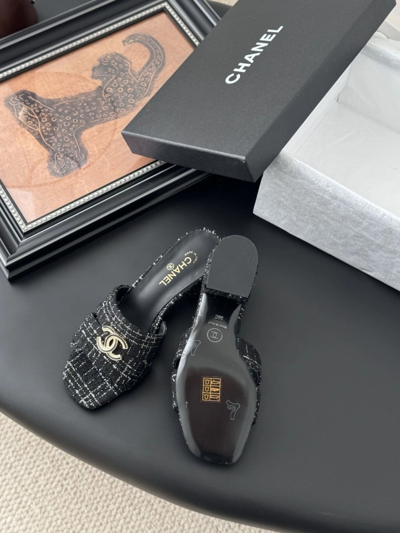 Comfortable Chxnxl Sandals 117373