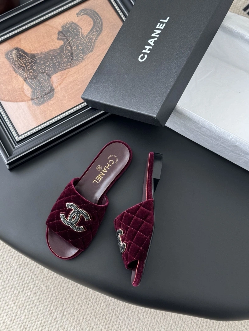 Flexible Chxnxl Sandals 117367