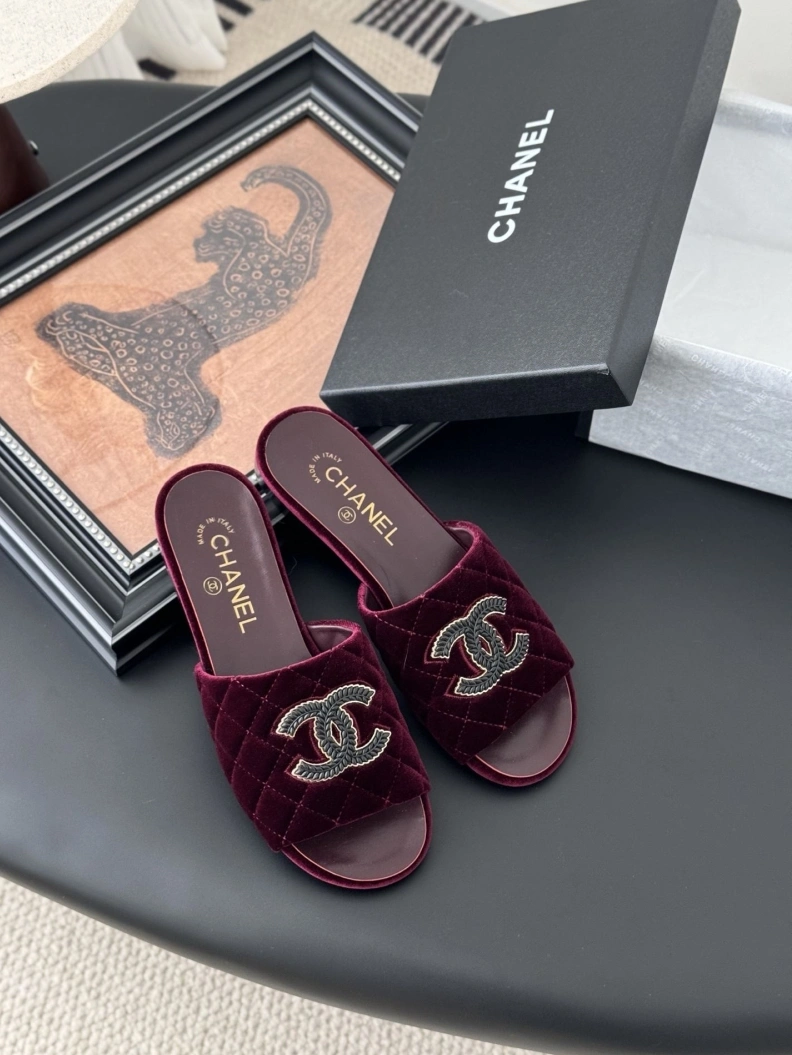 Flexible Chxnxl Sandals 117367