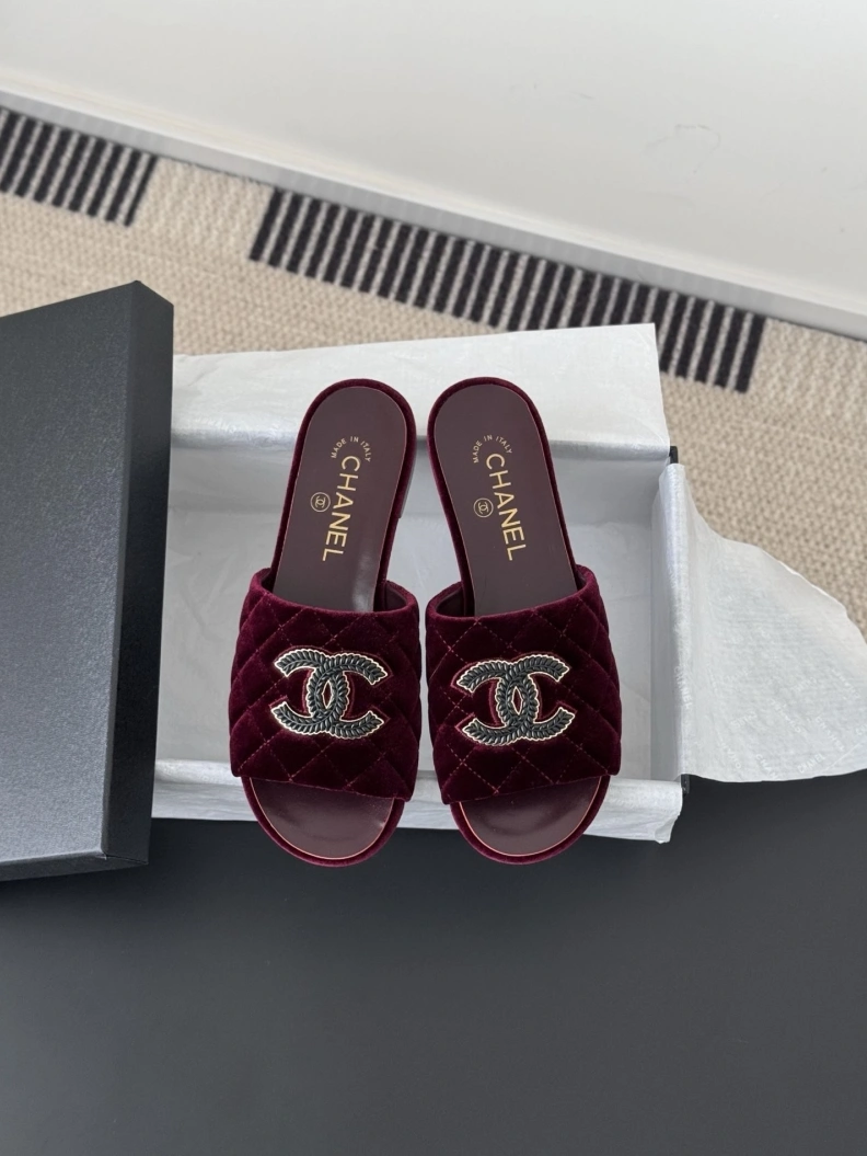 Flexible Chxnxl Sandals 117367