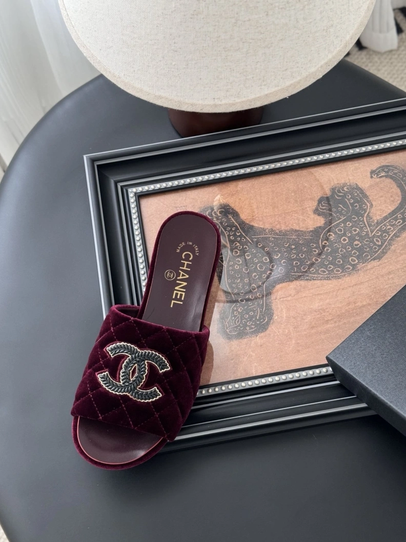 Flexible Chxnxl Sandals 117367