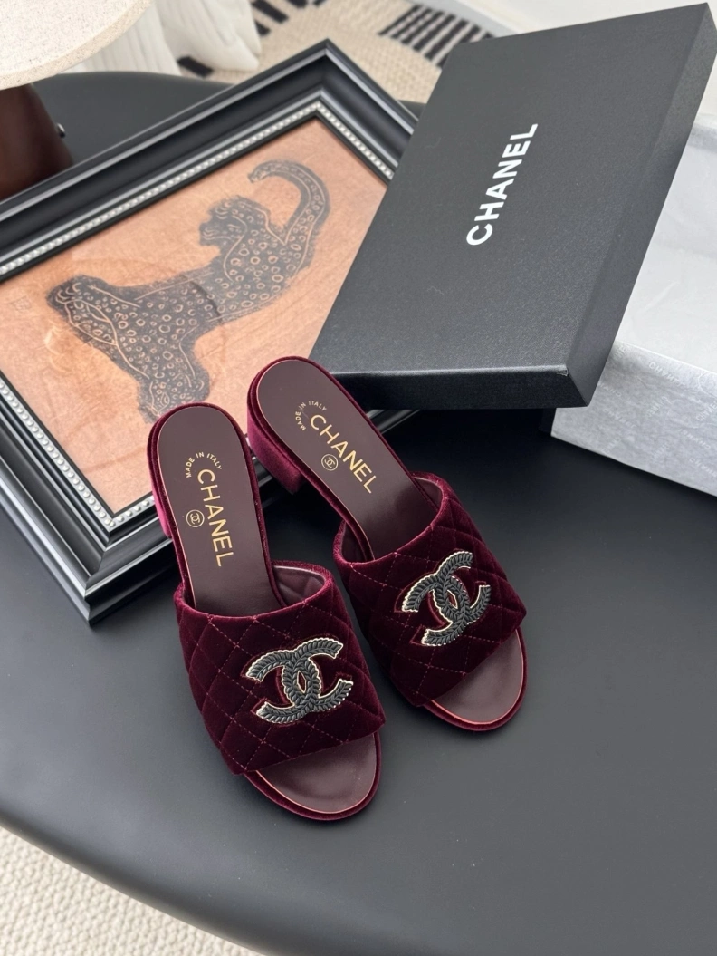 Comfortable Chxnxl Sandals 117362