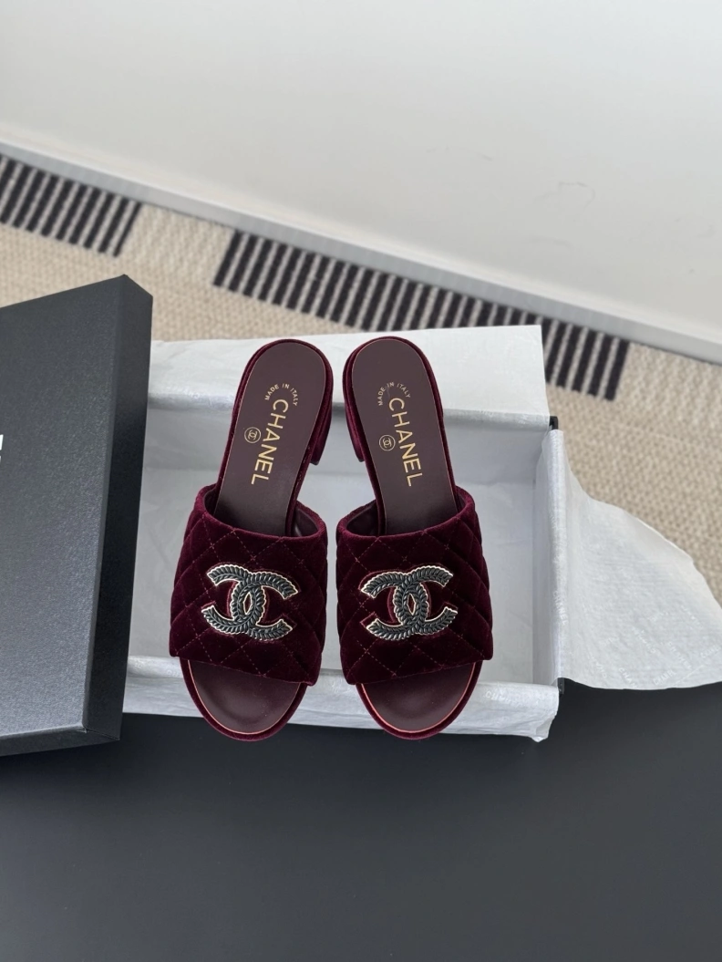 Comfortable Chxnxl Sandals 117362