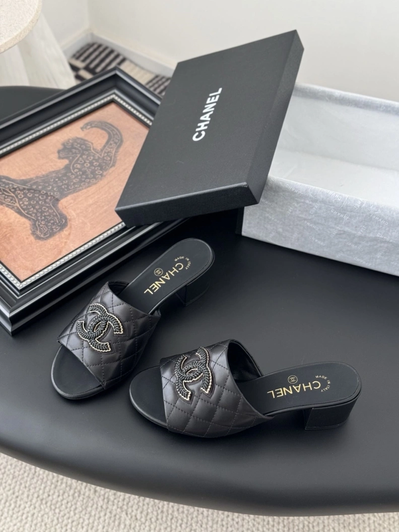 Affordable Chxnxl Sandals 117358