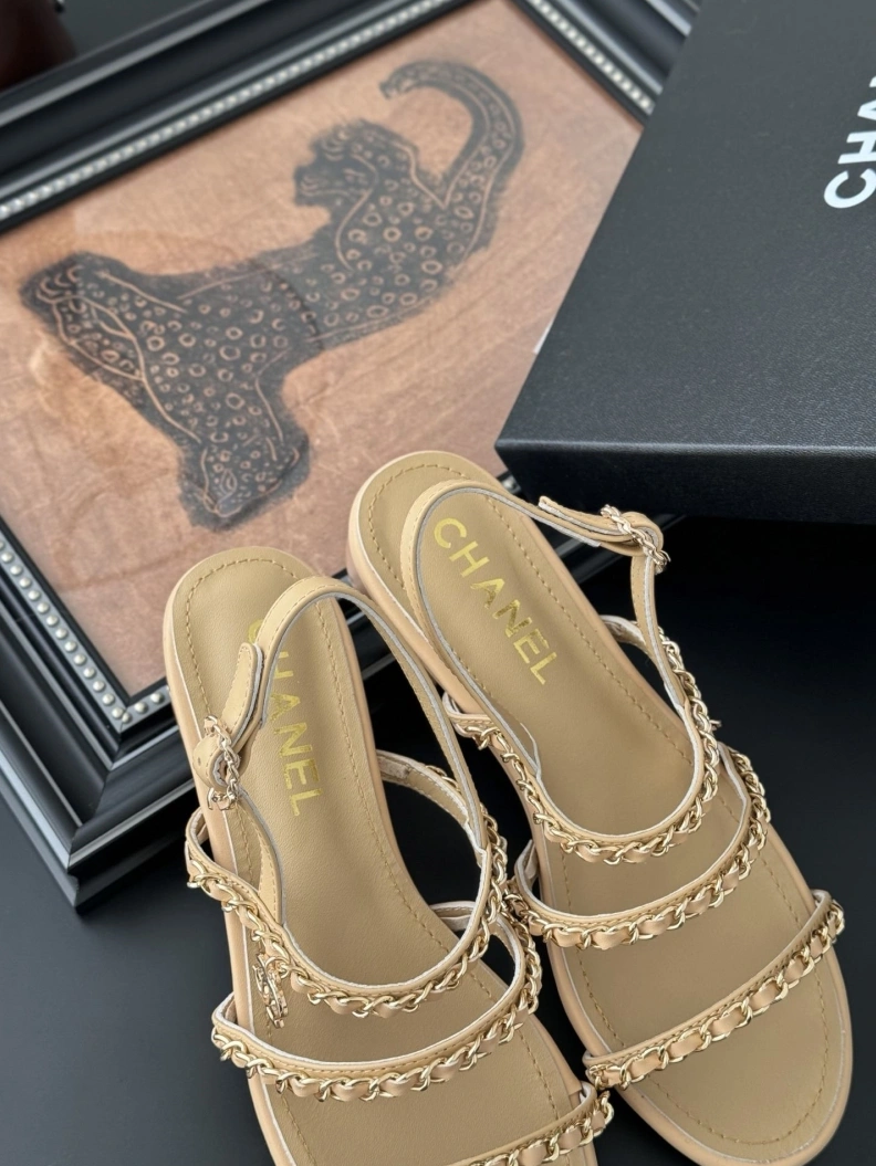 Trendy Chxnxl Sandals 117356