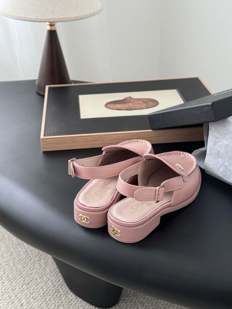 Timeless Chxnxl Sandals 117331