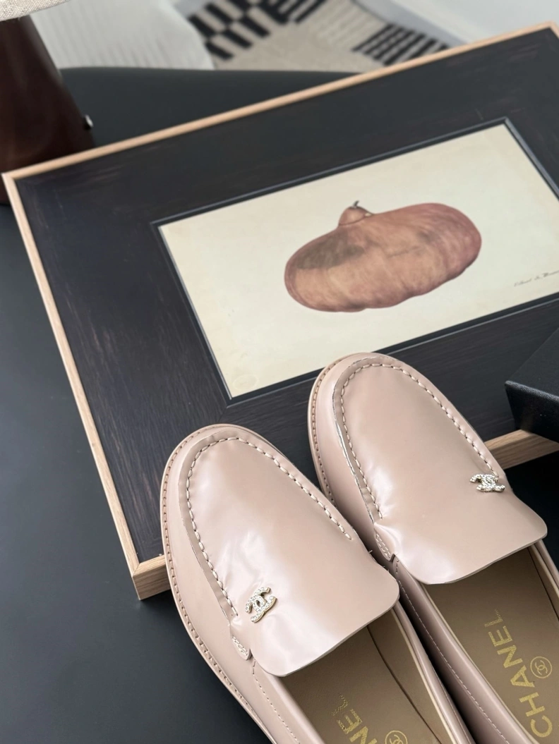 Trendsetting Chxnxl Leather Shoes 117559