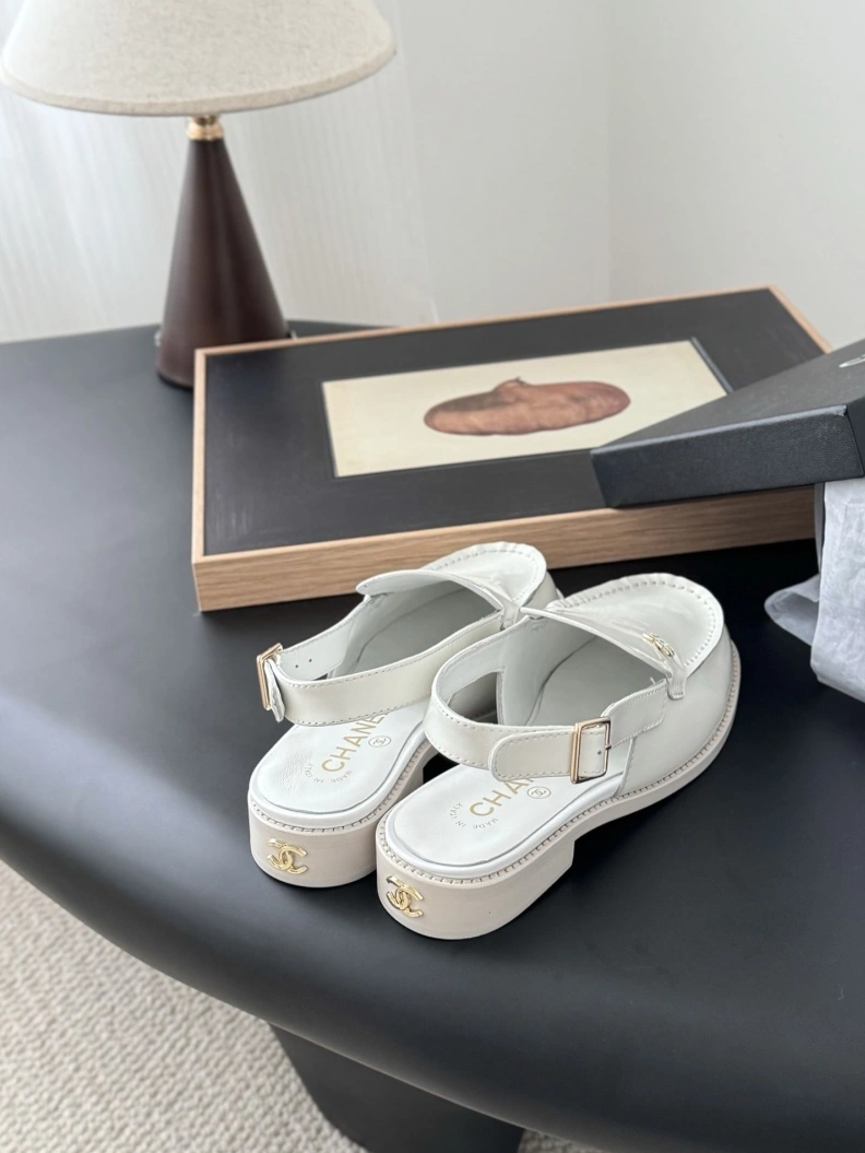 Chxnxl Sandals UrbanStyle 117336