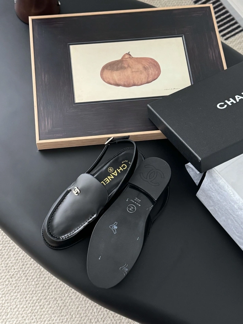 UrbanStyle Chxnxl Sandals 117339
