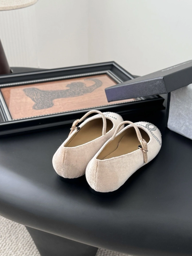 UrbanStyle Chxnxl Flat Shoes 117615