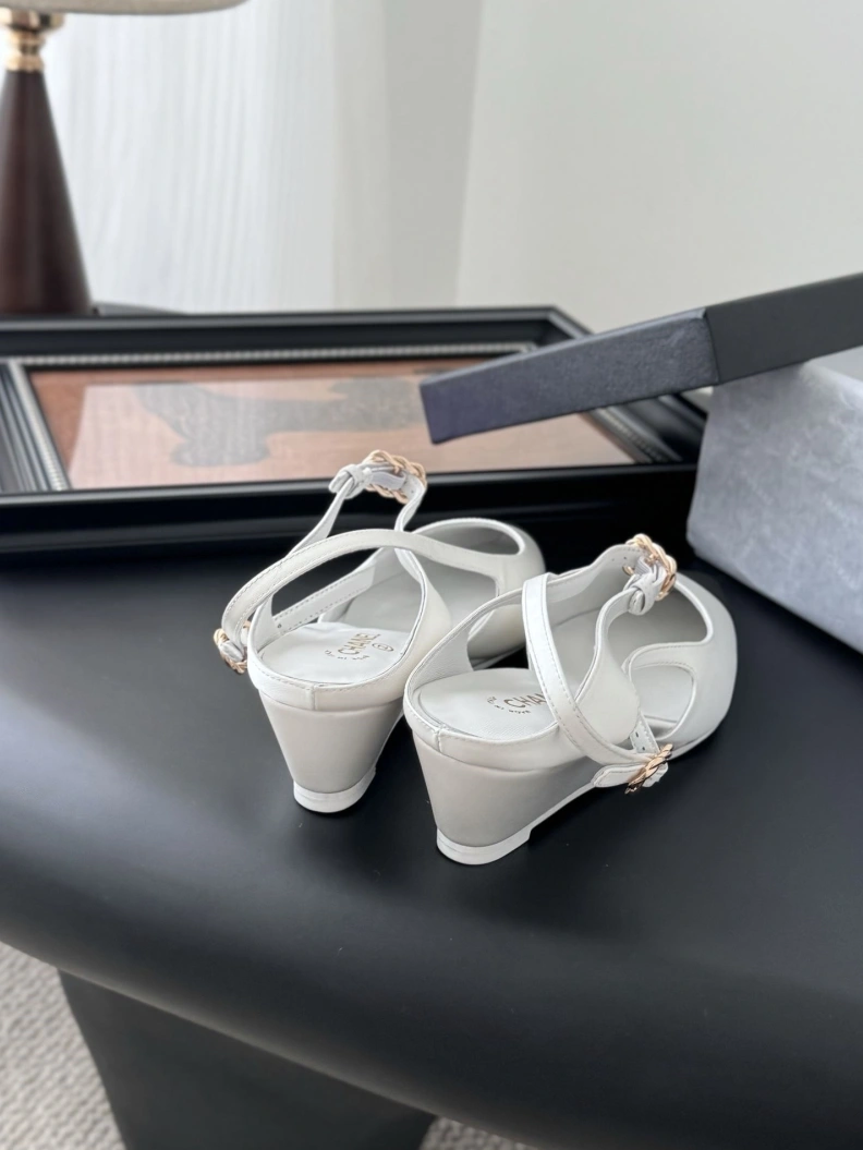 Chxnxl Sandals AllSeason 117329