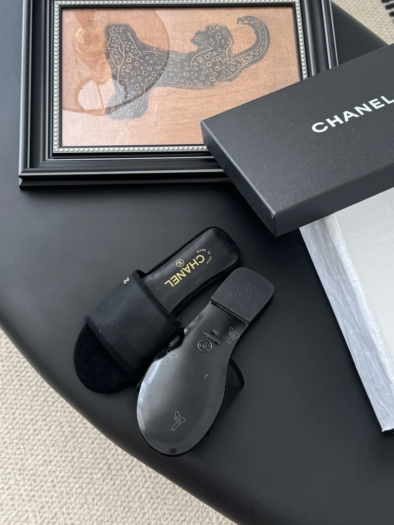 StreetReady Chxnxl Slippers 117063
