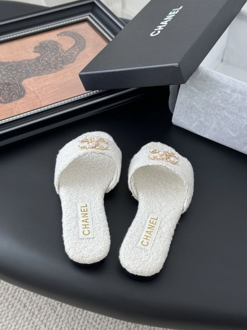 Chxnxl Slippers Resilient 117045