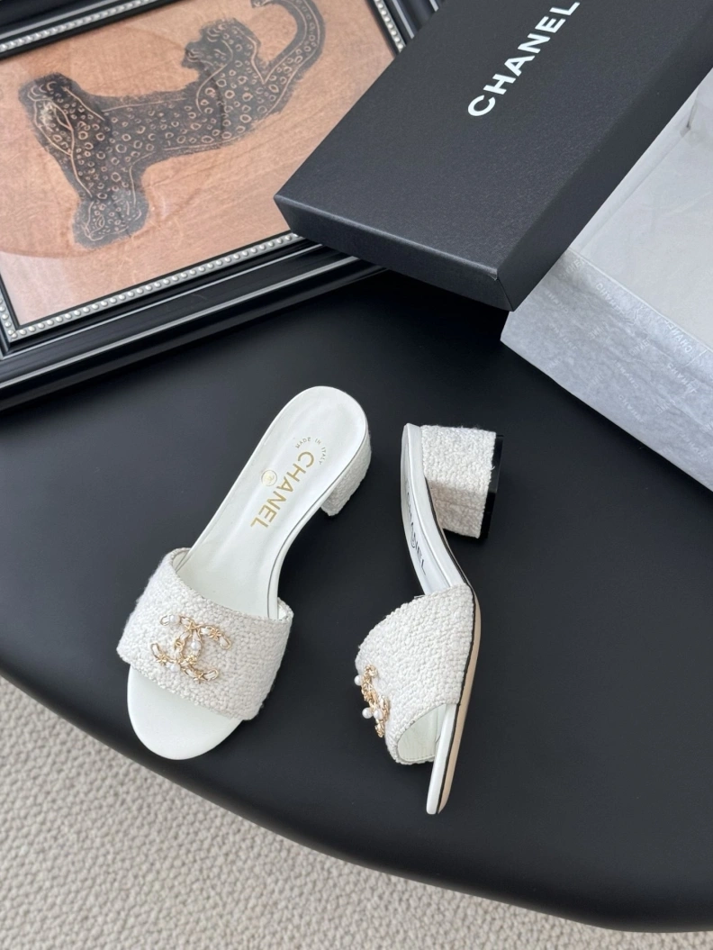 Chxnxl Slippers StreetReady 117050