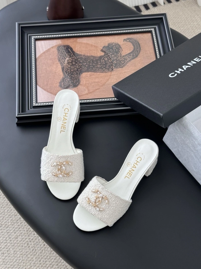Chxnxl Slippers StreetReady 117050