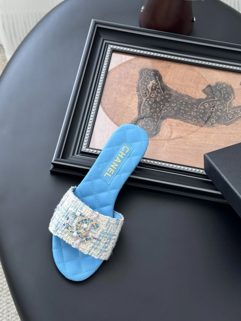 Chxnxl Slippers Classic 117049