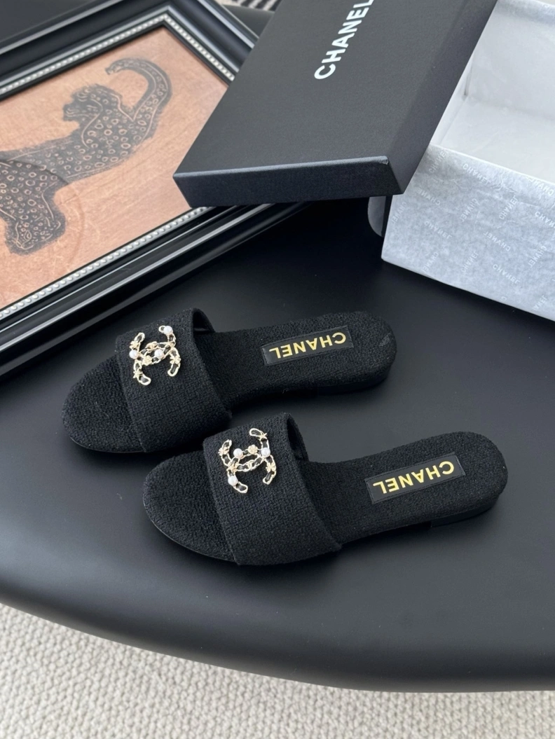 Chxnxl Slippers WellDesigned 117048