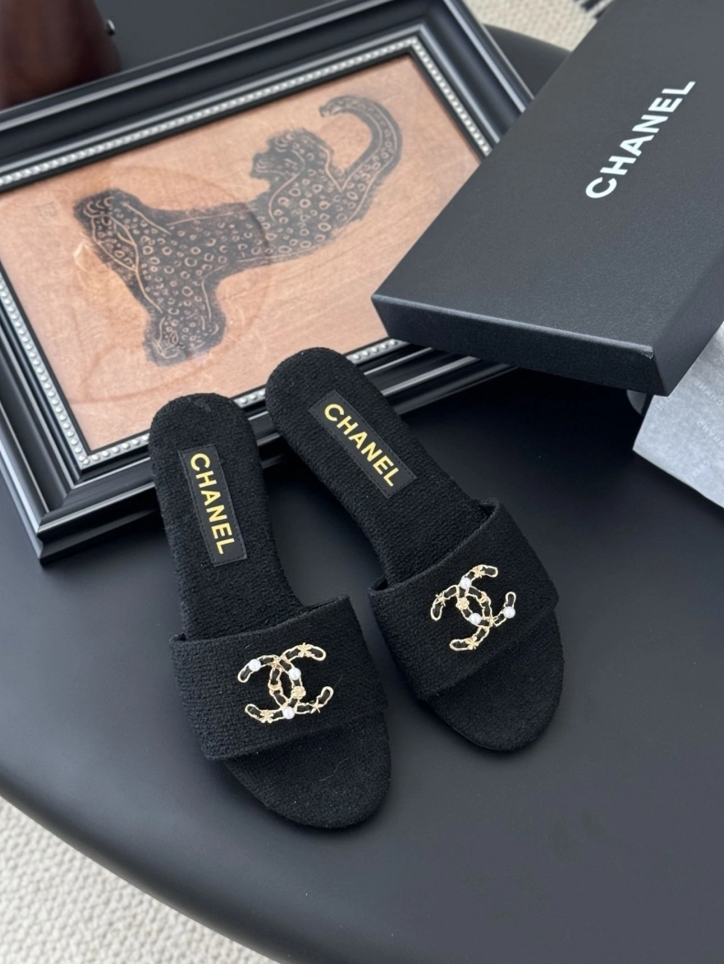 Chxnxl Slippers WellDesigned 117048