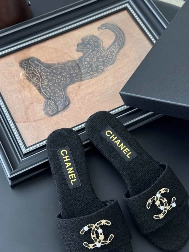 Chxnxl Slippers WellDesigned 117048