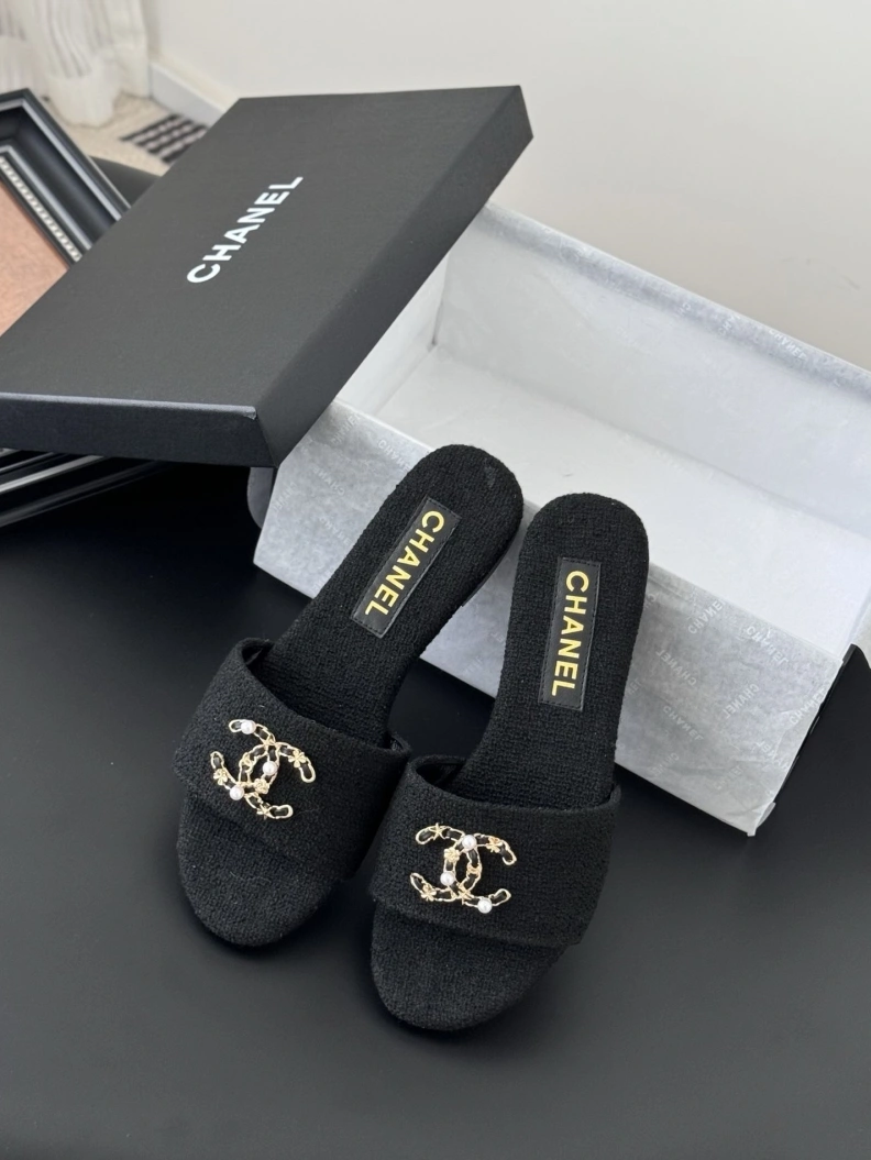 Chxnxl Slippers WellDesigned 117048