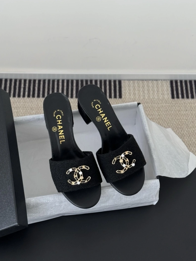 SportInspired Chxnxl Slippers 117043