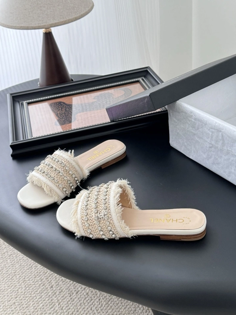 Chxnxl Slippers Functional 117054