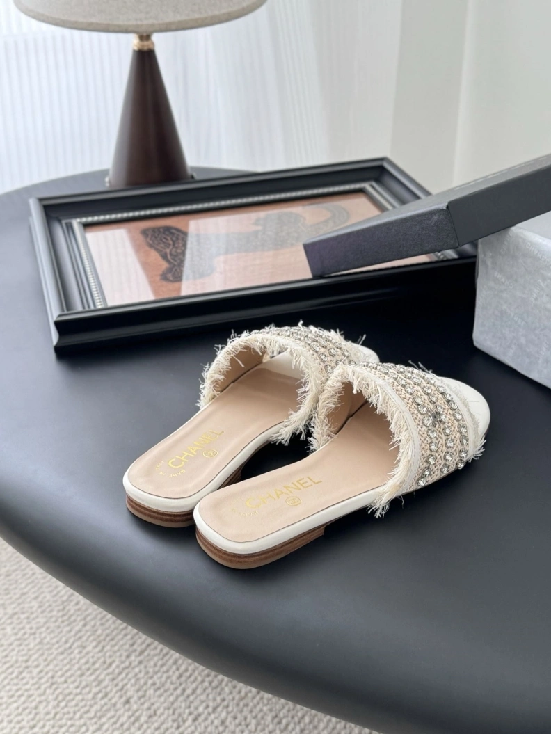Chxnxl Slippers Functional 117054