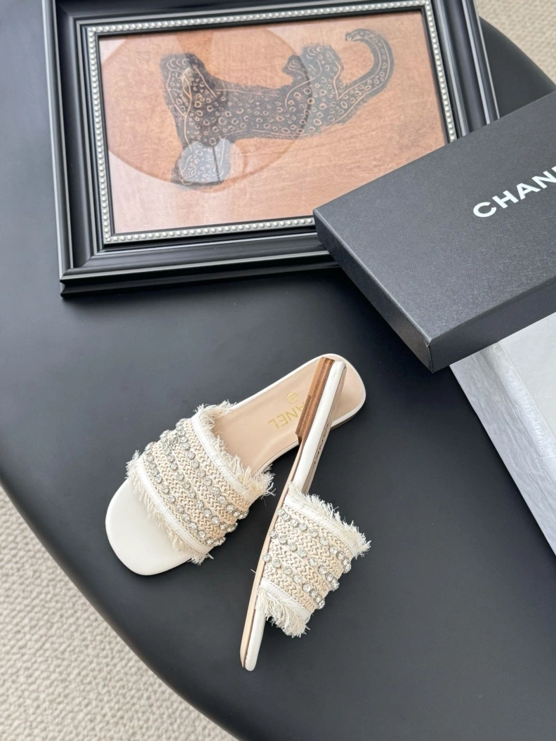 Chxnxl Slippers Functional 117054