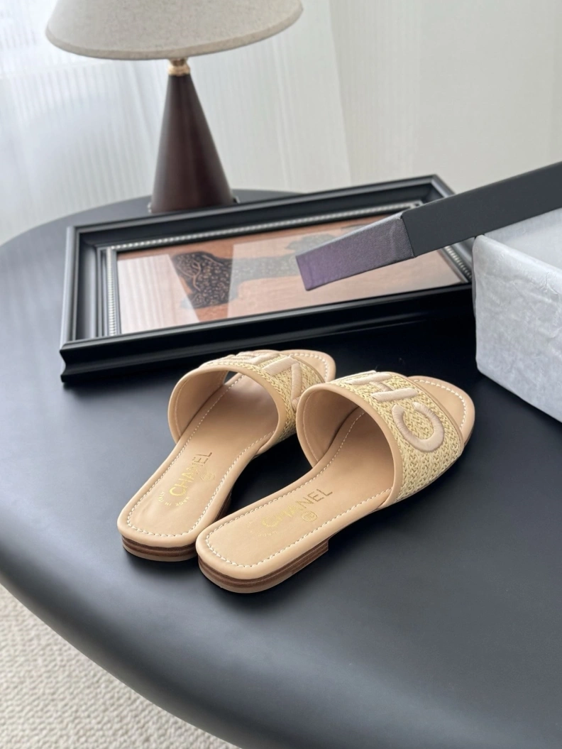 Popular Chxnxl Slippers 117035