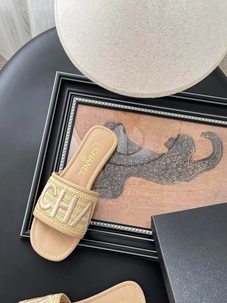 Popular Chxnxl Slippers 117035