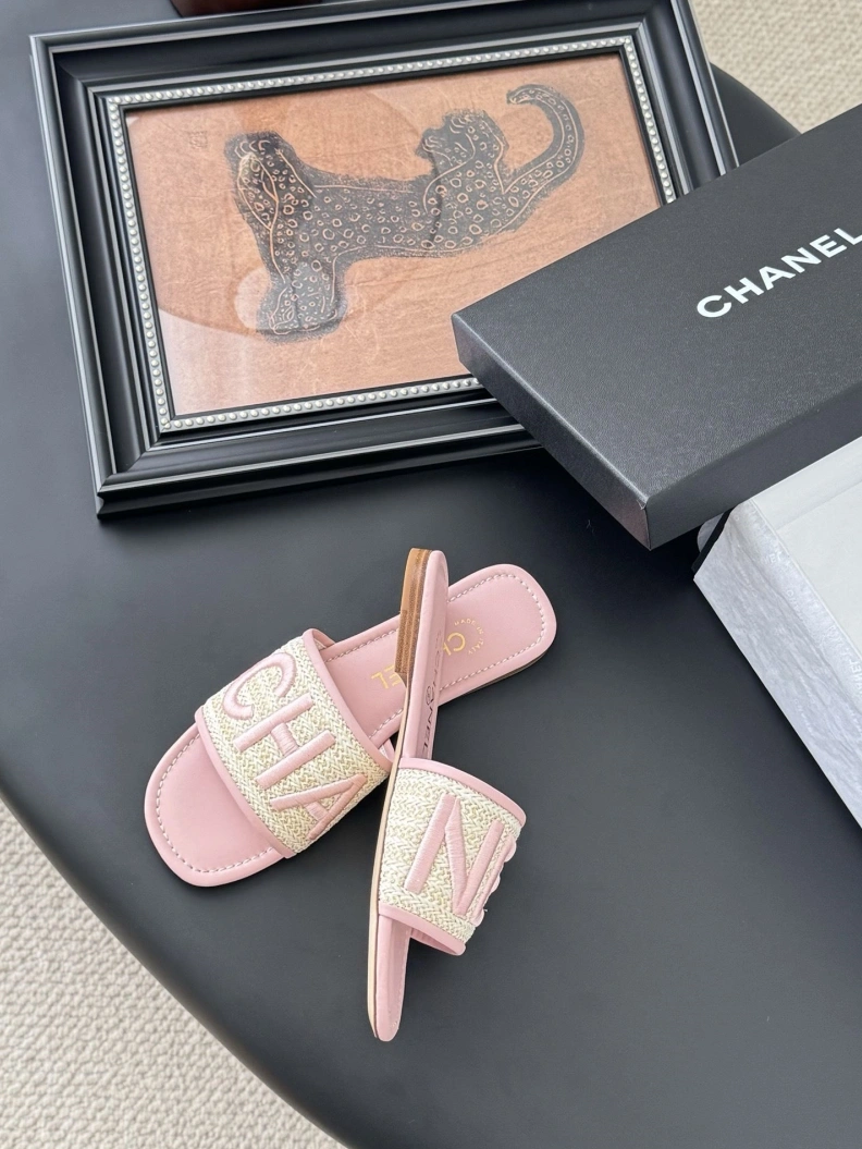 Chxnxl Slippers UrbanStyle 117047