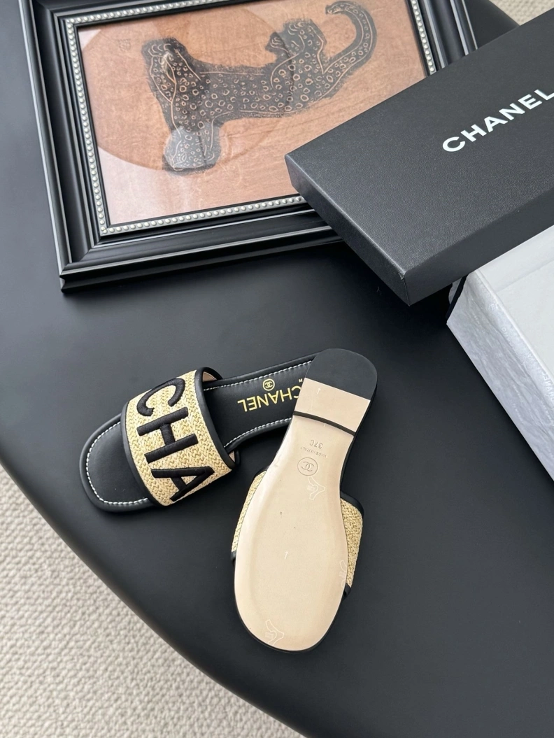 Chxnxl Slippers GoAnywhere 117036