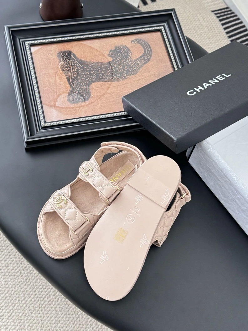 Chxnxl Sandals Bold 117324