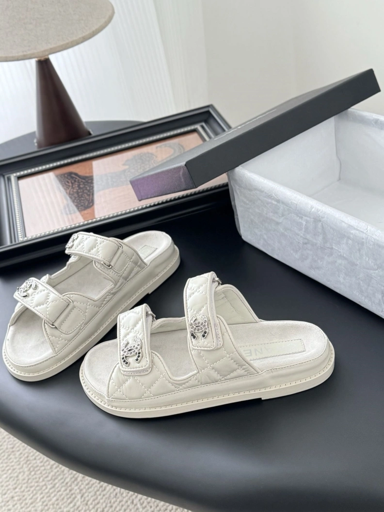 Chxnxl Sandals Refined 117323