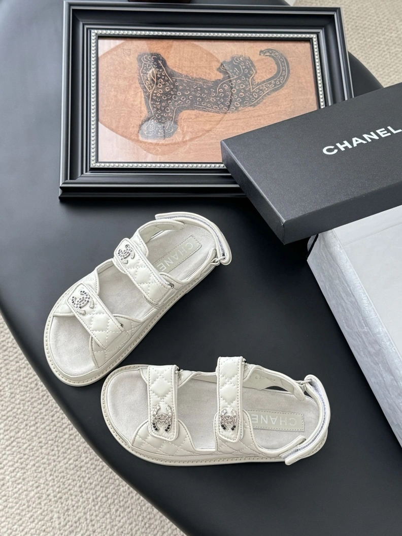 Lightweight Chxnxl Sandals 117321