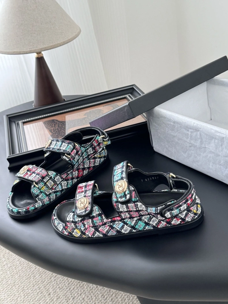 Affordable Chxnxl Sandals 117317