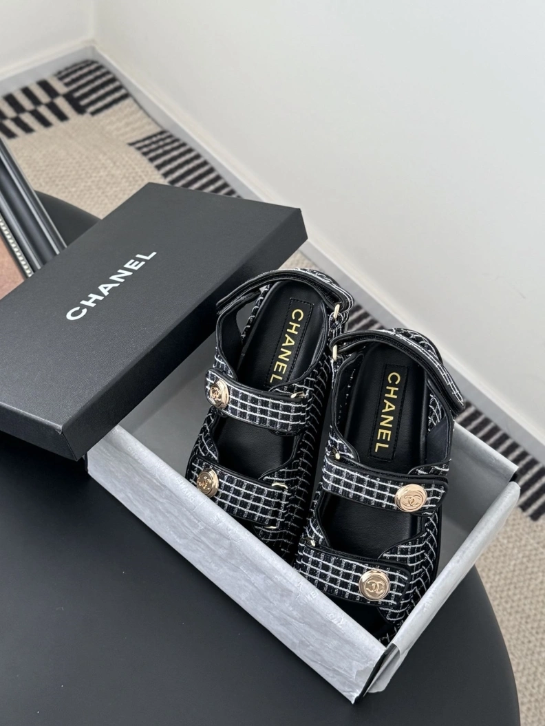 UrbanStyle Chxnxl Sandals 117315