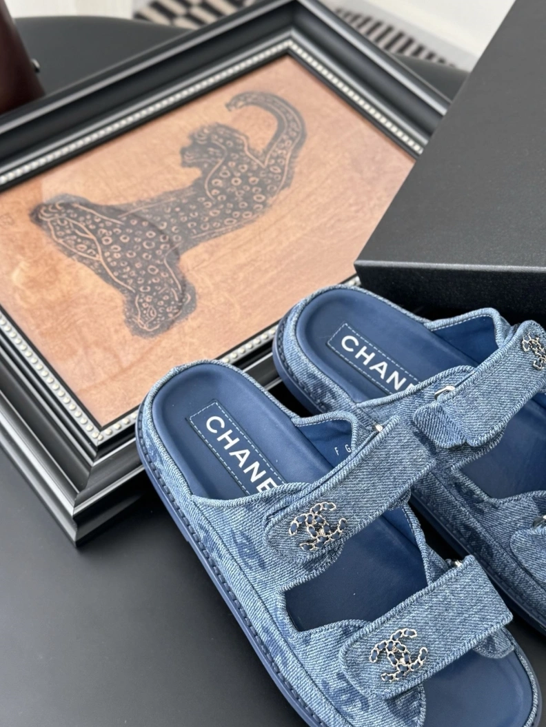 Trendy Chxnxl Sandals 117313