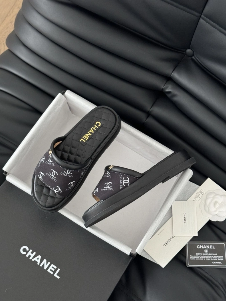 TopPick Chxnxl Slippers 117033