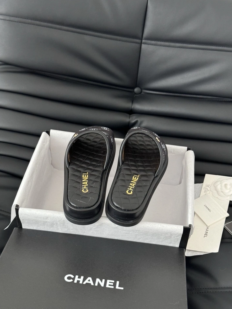 TopPick Chxnxl Slippers 117033